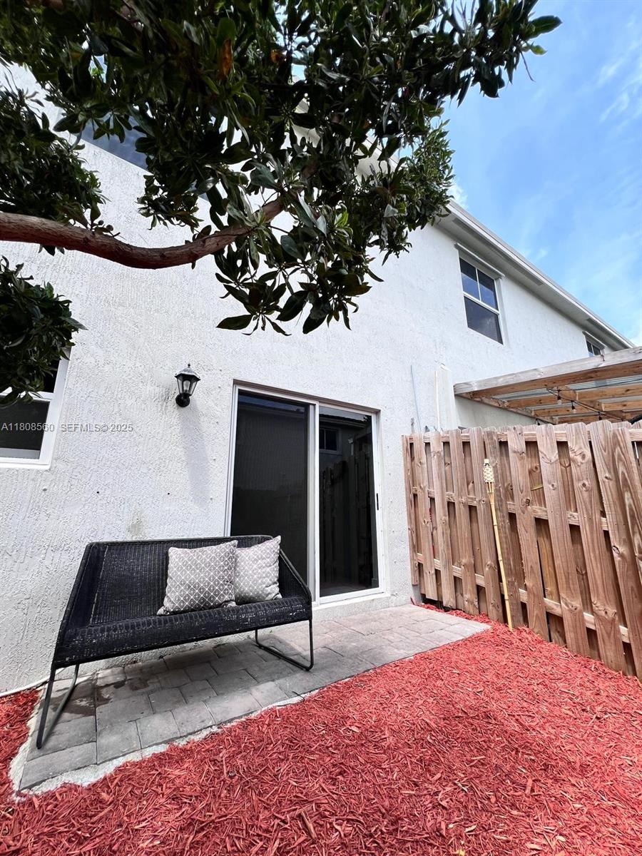 245 NE 3rd Court