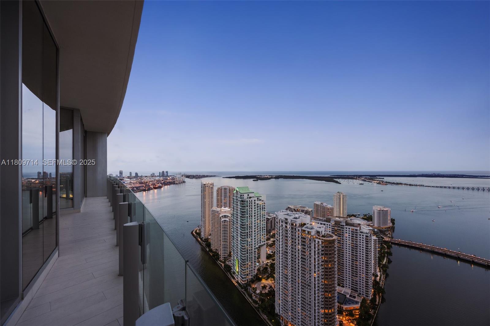 300 Biscayne Blvd Way