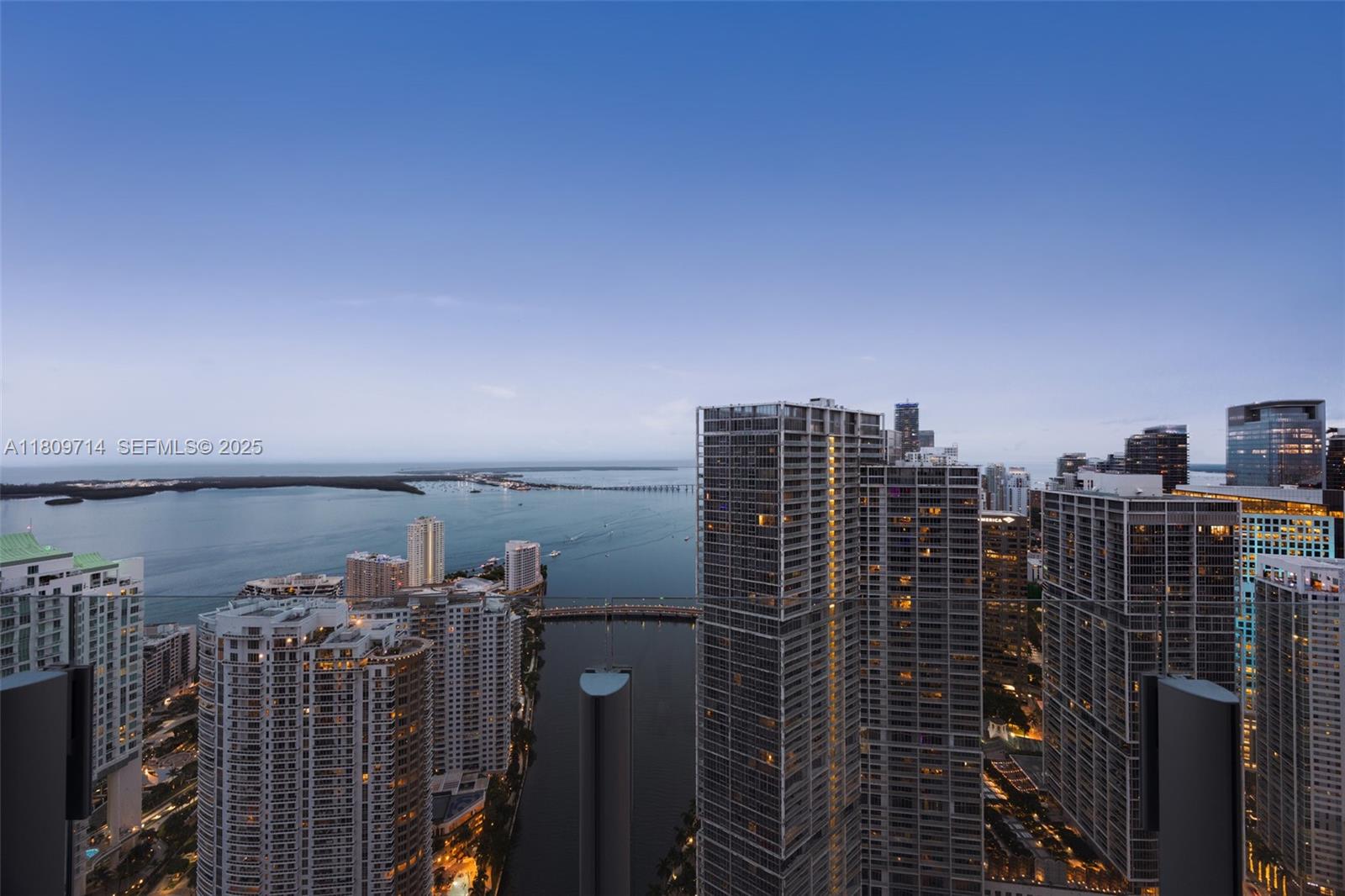 300 Biscayne Blvd Way