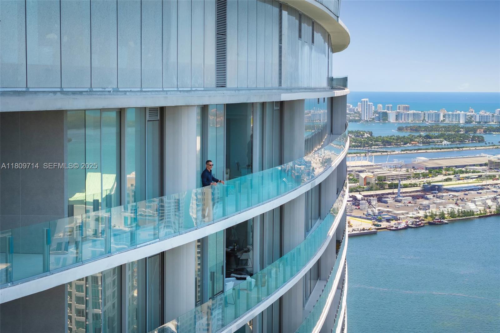 300 Biscayne Blvd Way