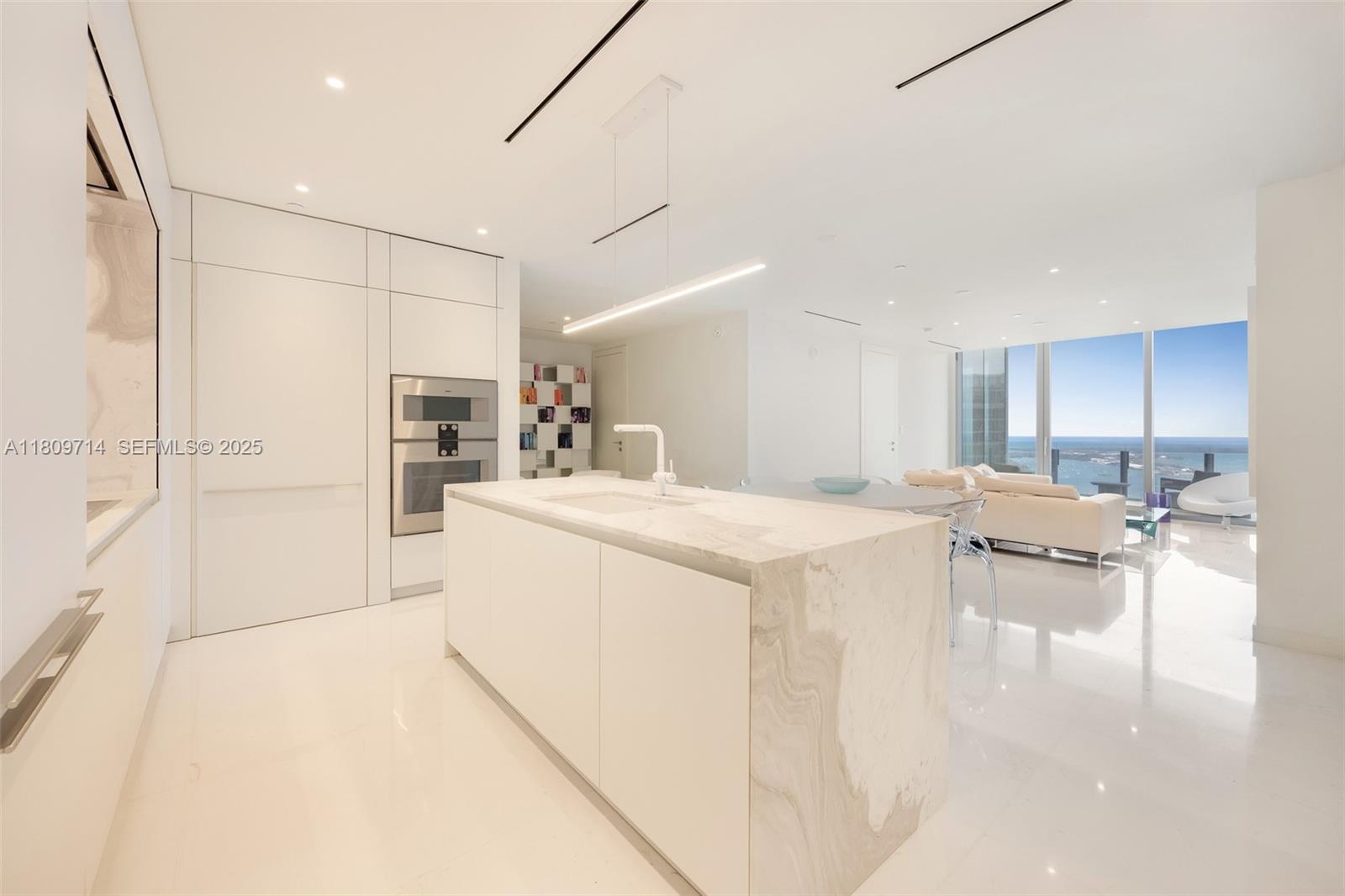 300 Biscayne Blvd Way