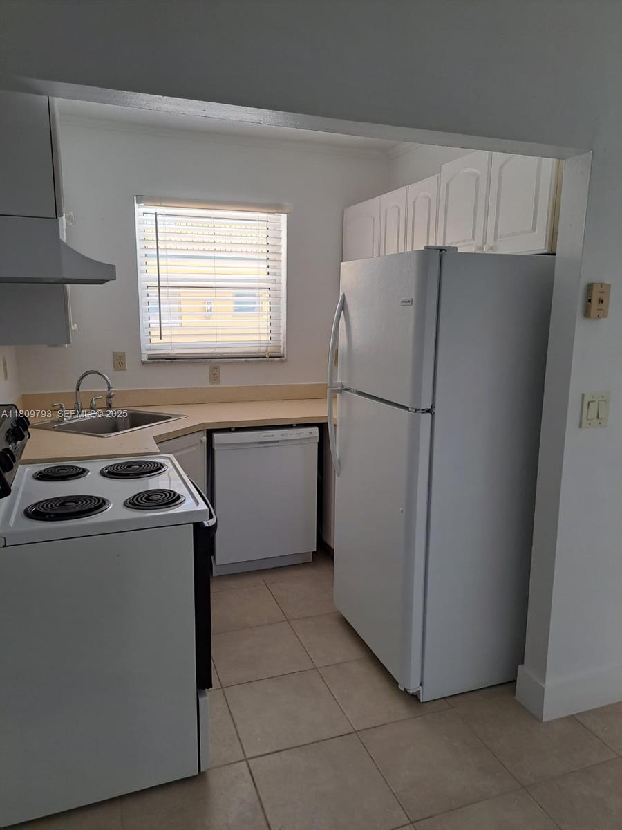 1975 NE 135th Street