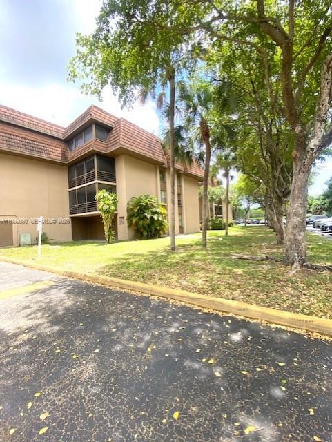 665 NE 195th Street