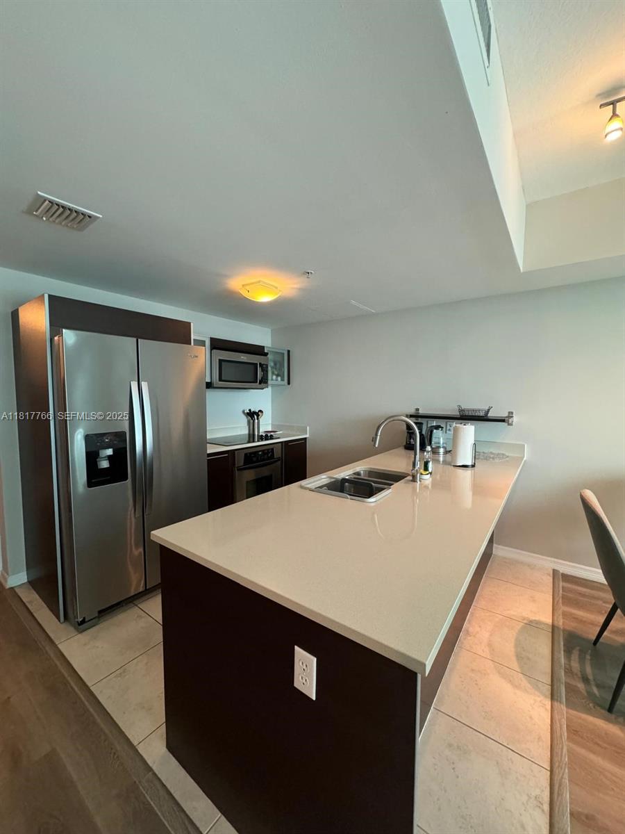 1900 N Bayshore Drive