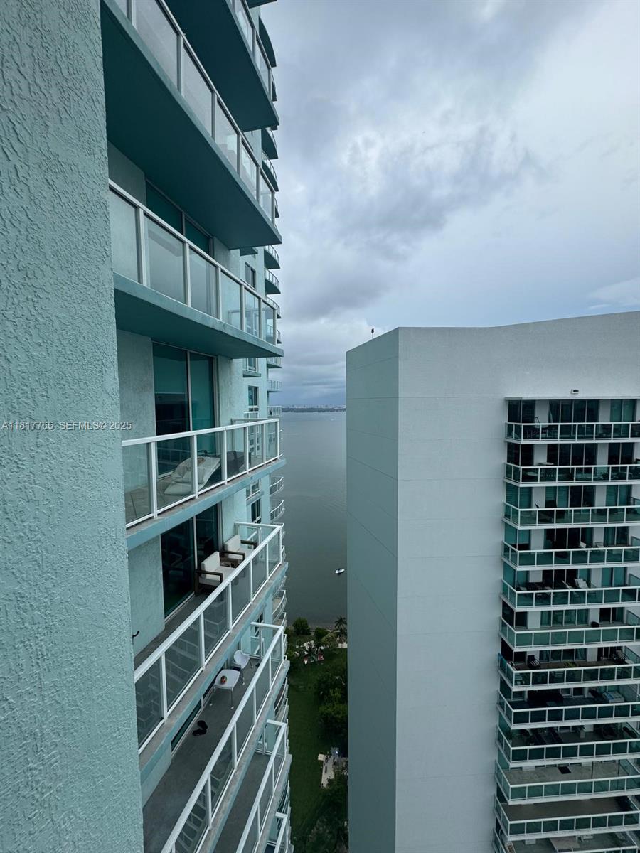 1900 N Bayshore Drive