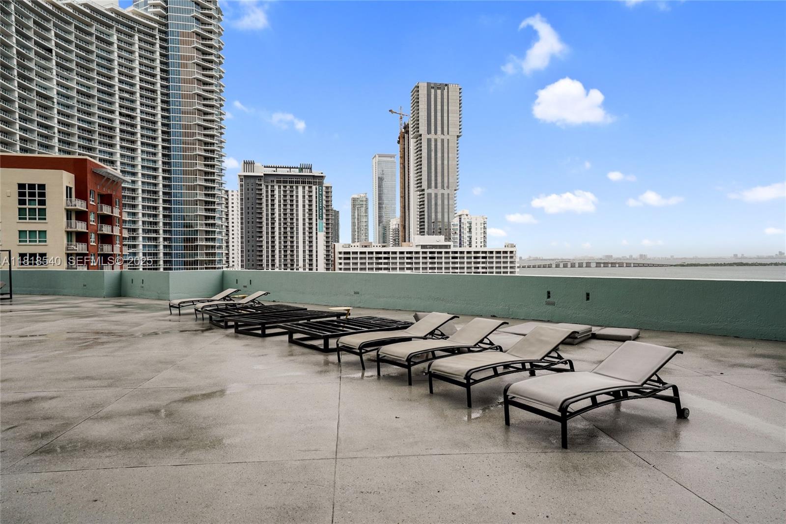 1900 N Bayshore Drive