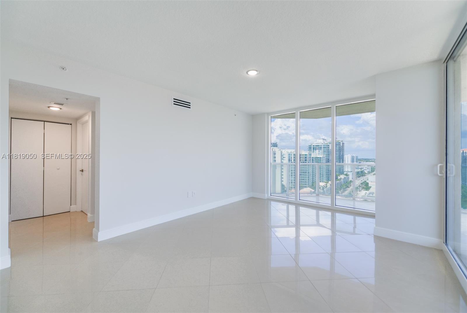 16699 Collins Avenue