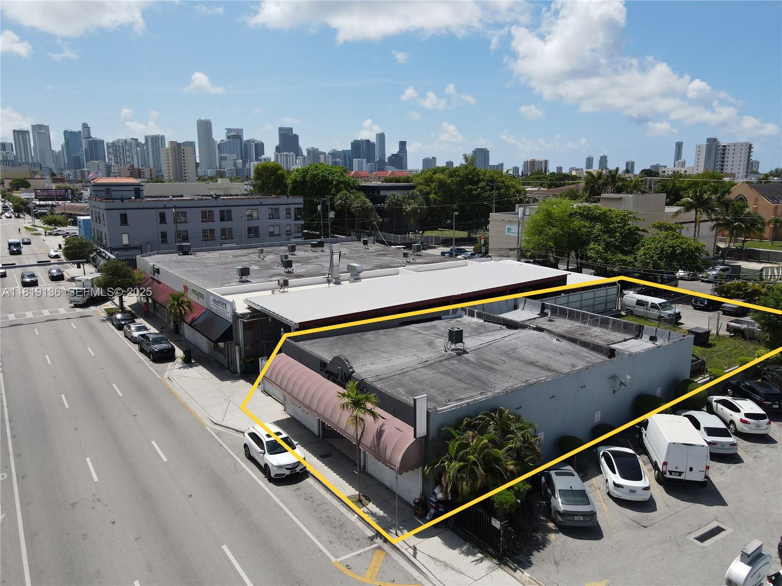 1328 W Flagler Street