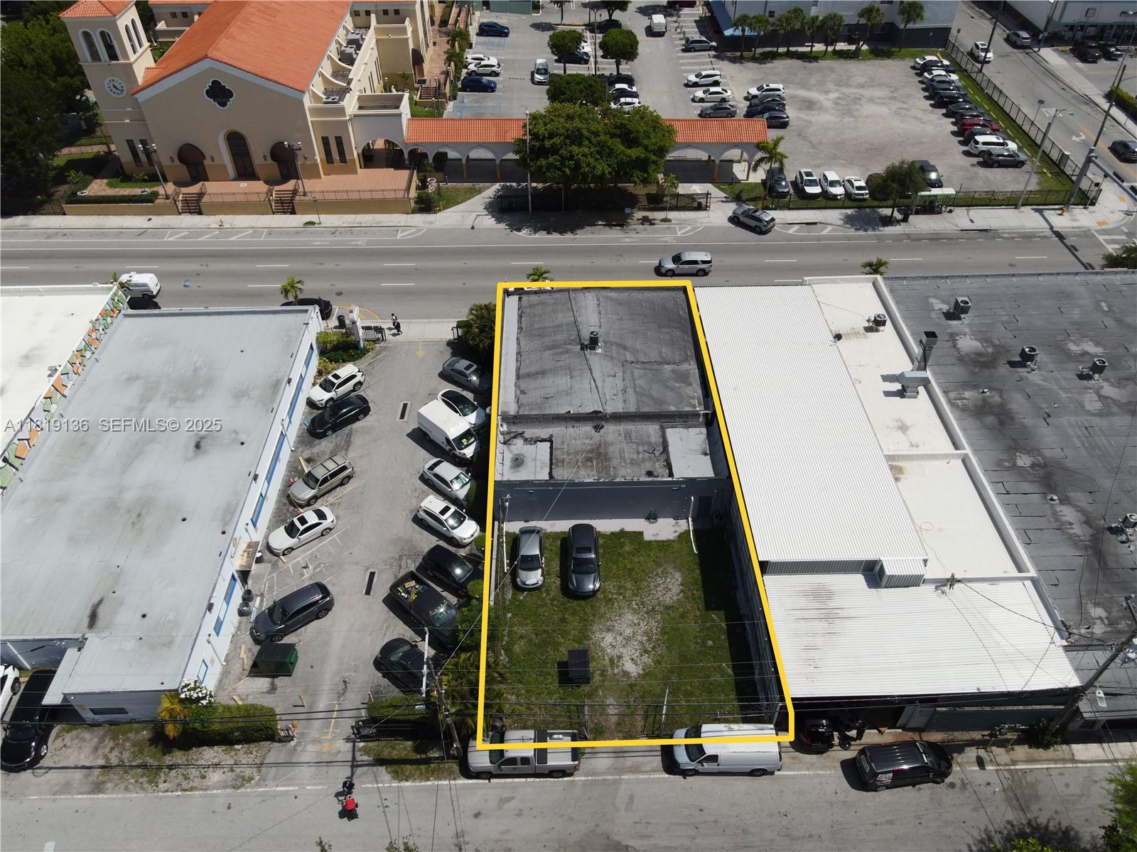 1328 W Flagler Street
