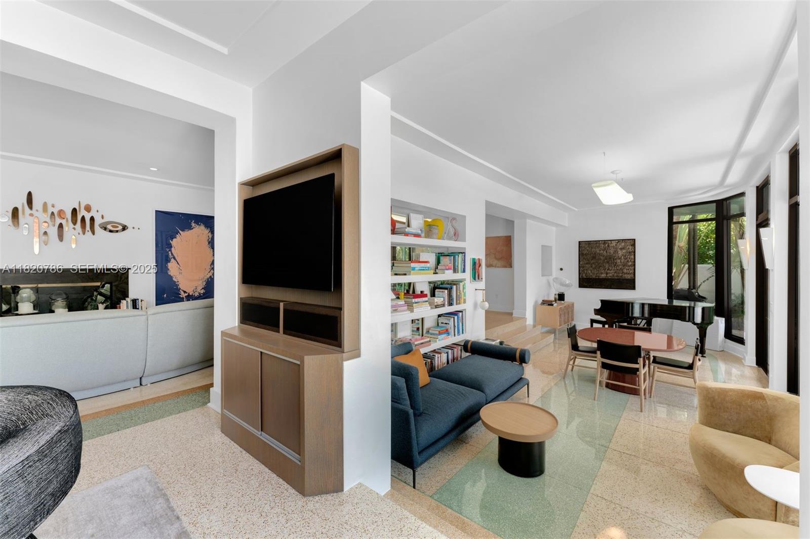 6165 Pine Tree Drive