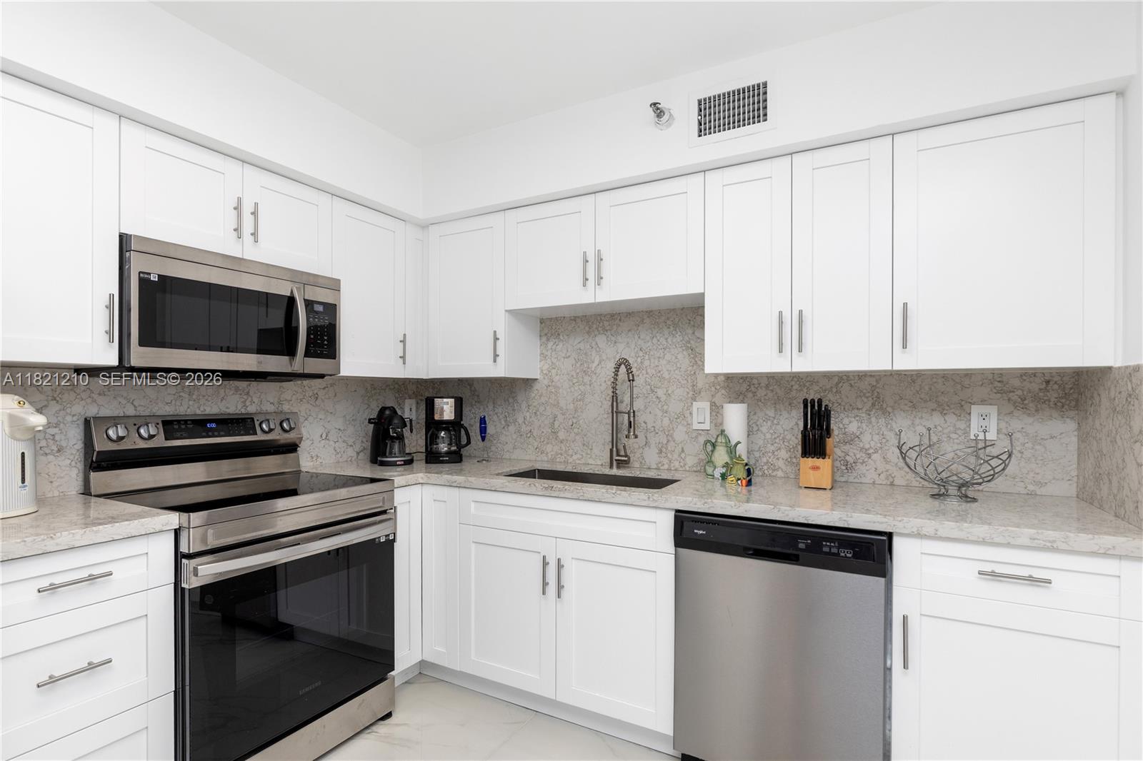 3530 Mystic Pointe Drive
