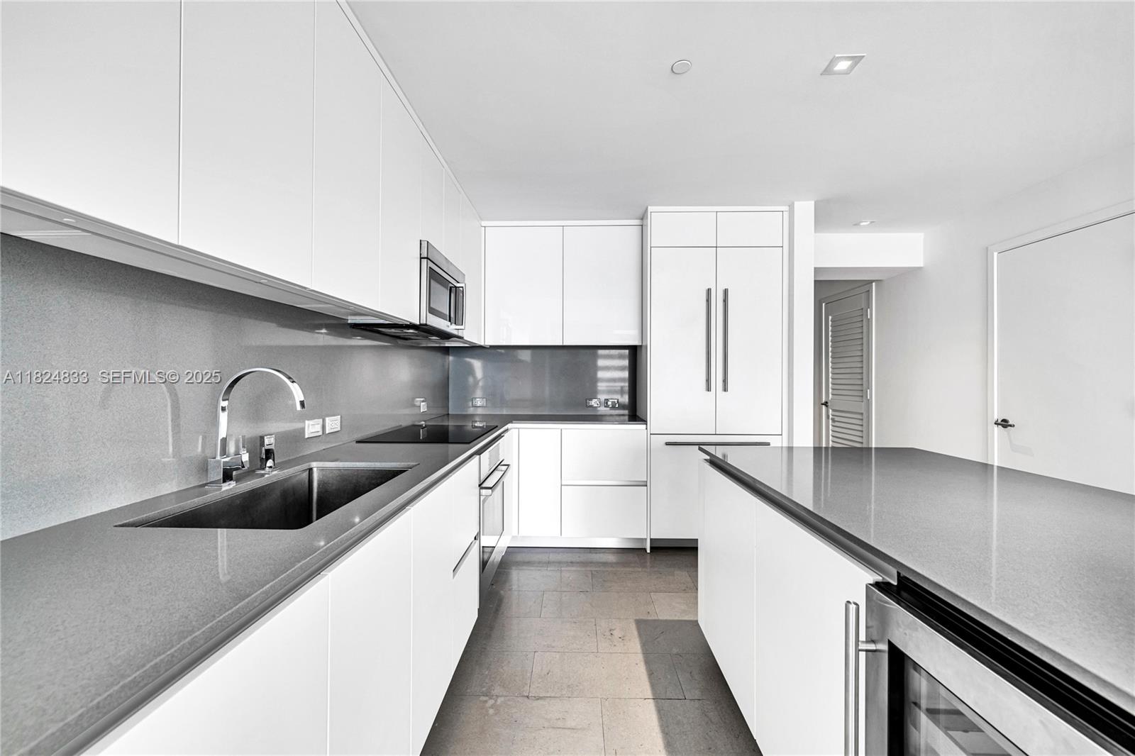 88 SW 7th Street