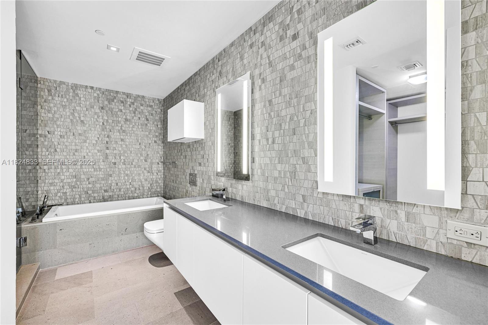 88 SW 7th Street
