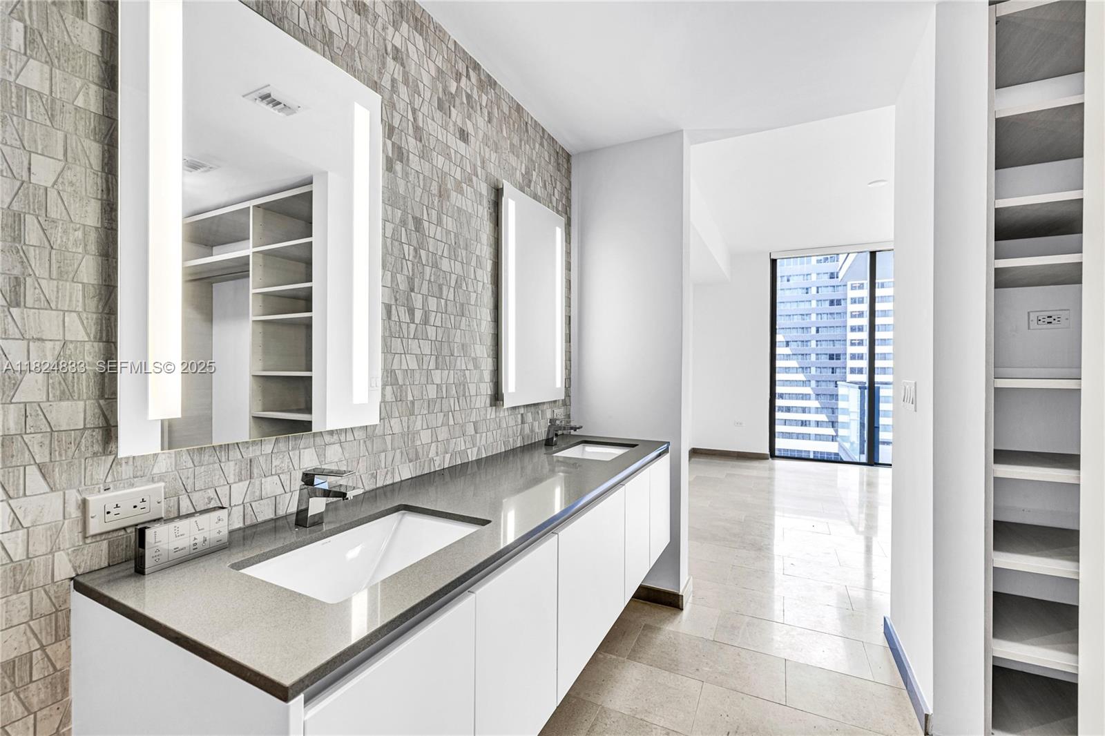 88 SW 7th Street