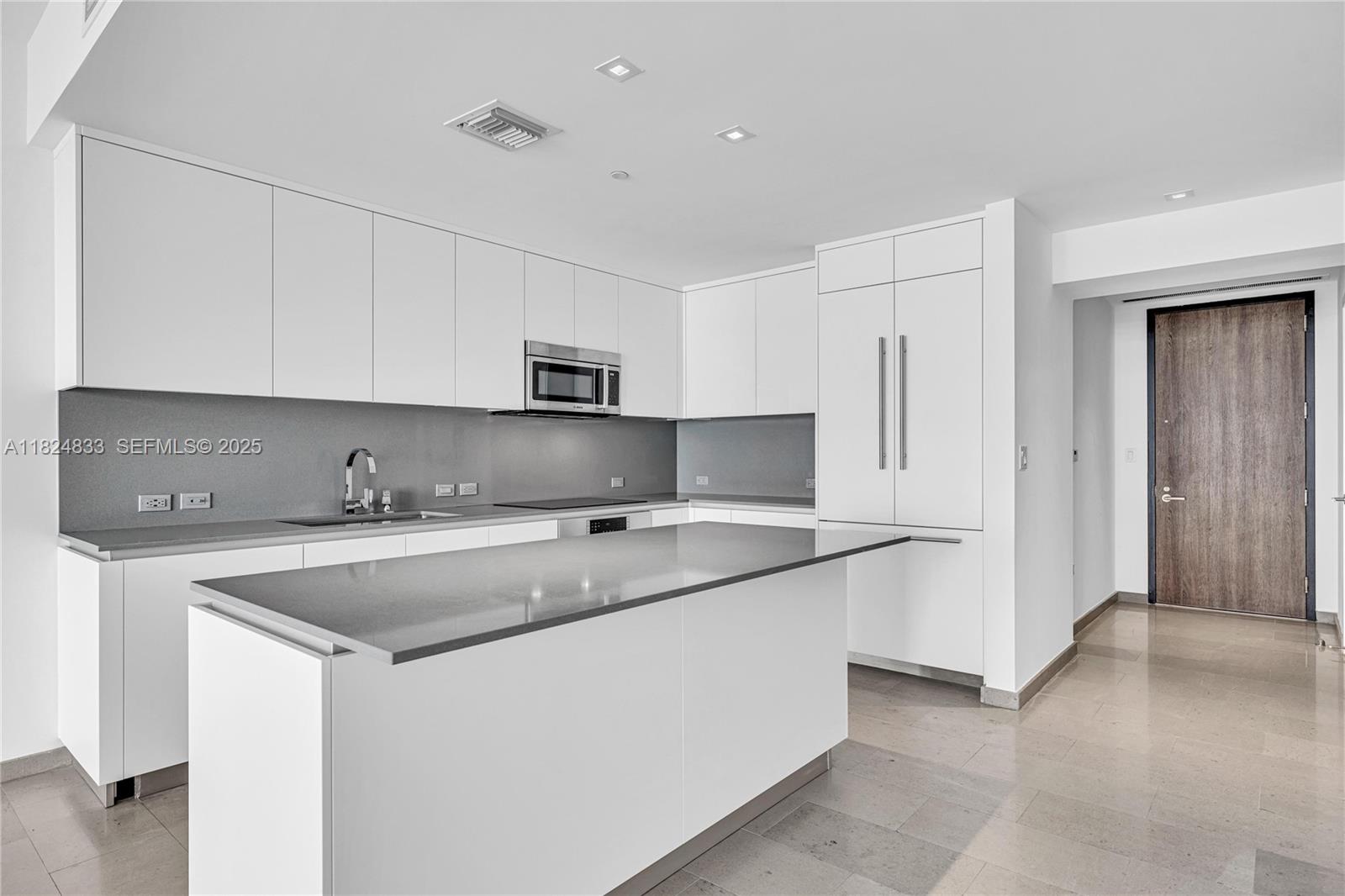 88 SW 7th Street