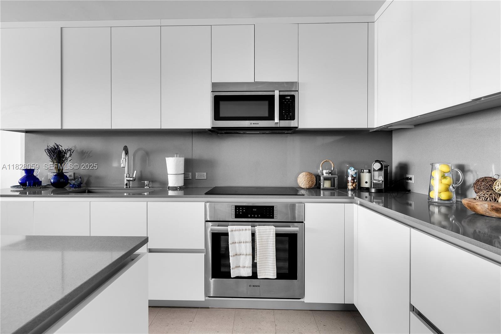 88 SW 7th Street