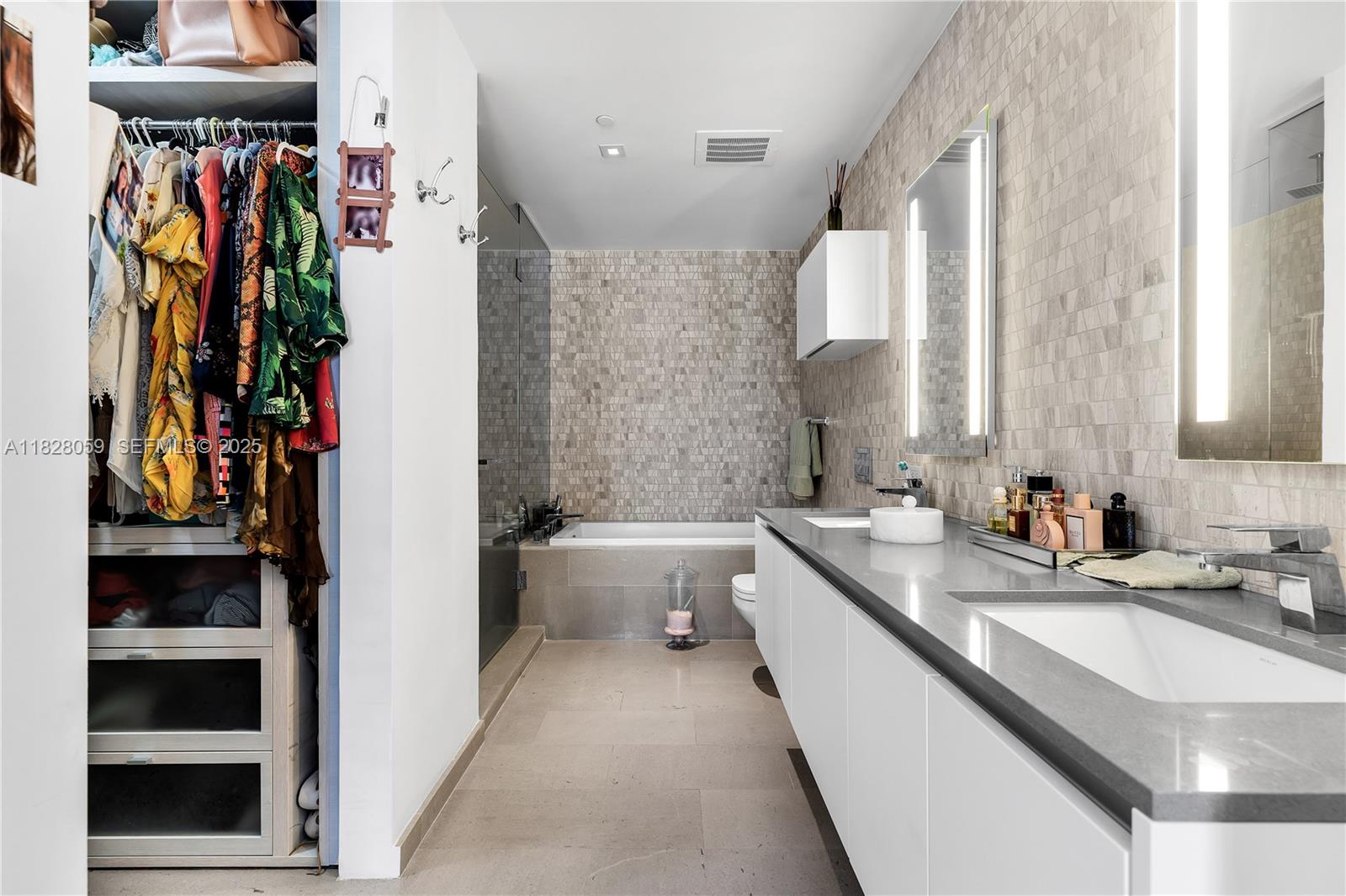 88 SW 7th Street