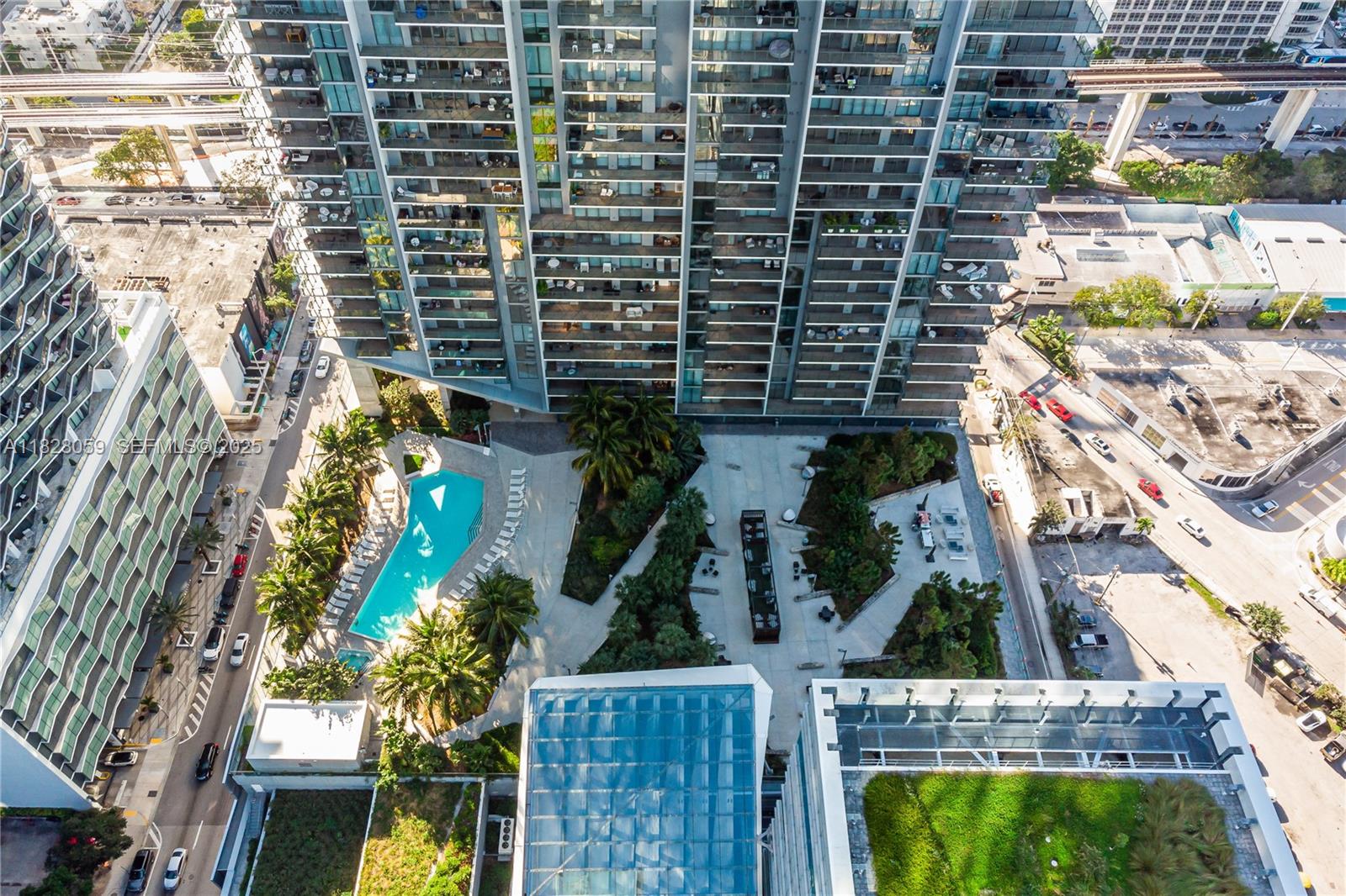 88 SW 7th Street