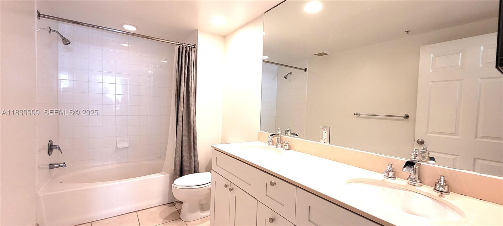 2000 N Bayshore Drive