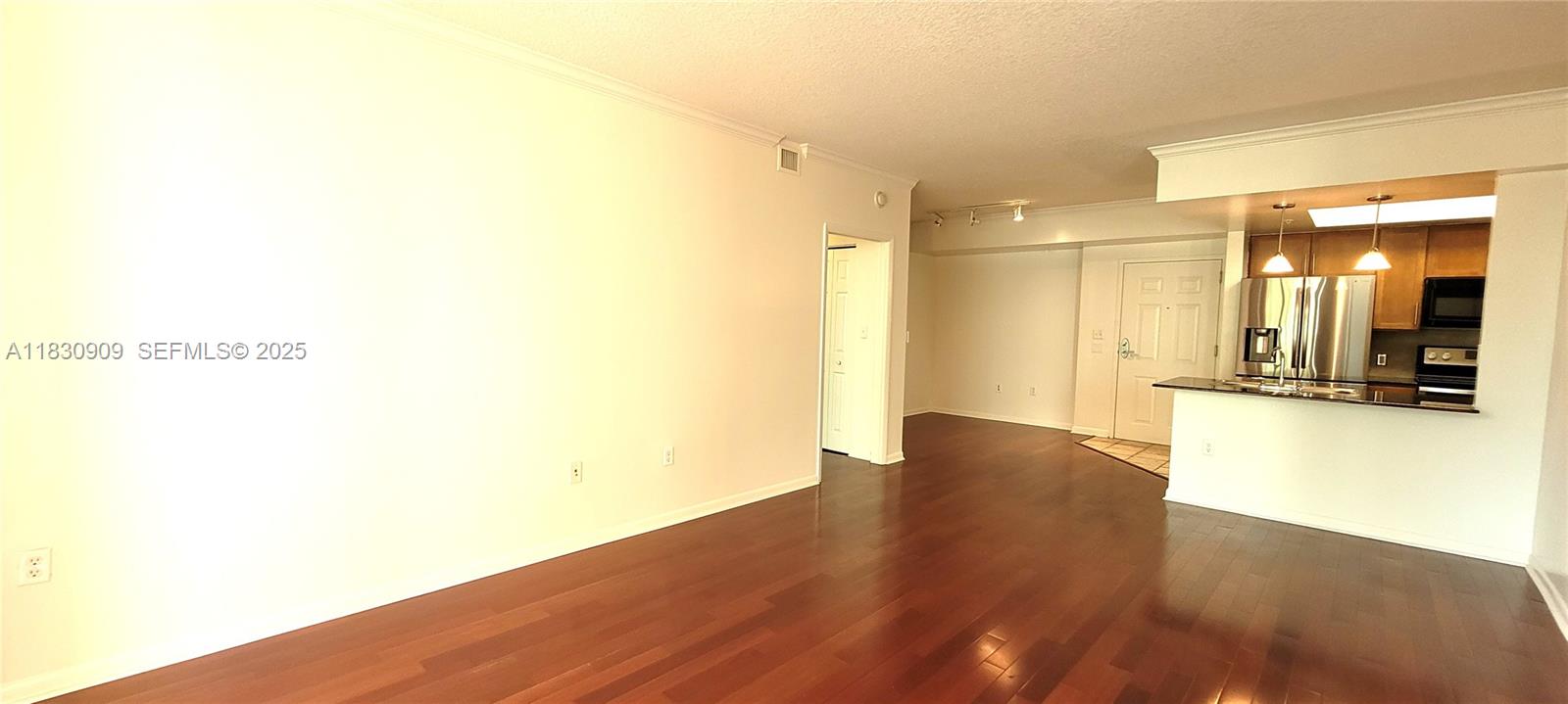 2000 N Bayshore Drive