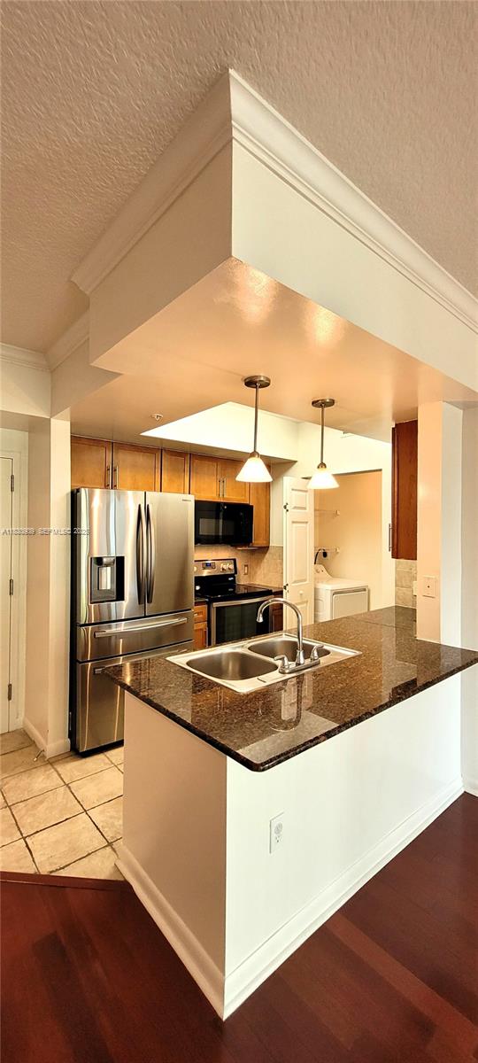 2000 N Bayshore Drive