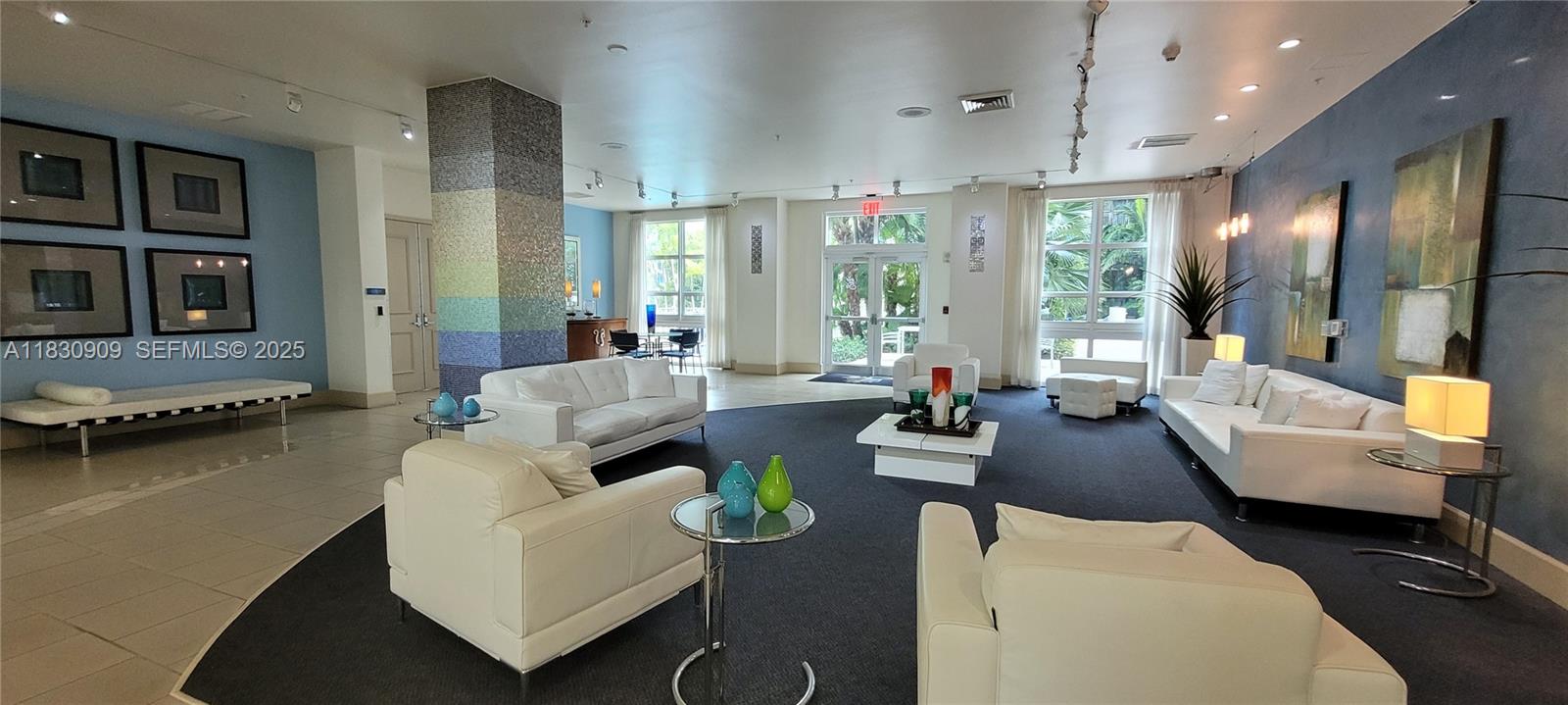 2000 N Bayshore Drive