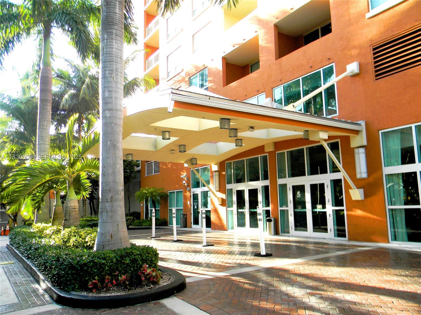 2000 N Bayshore Drive