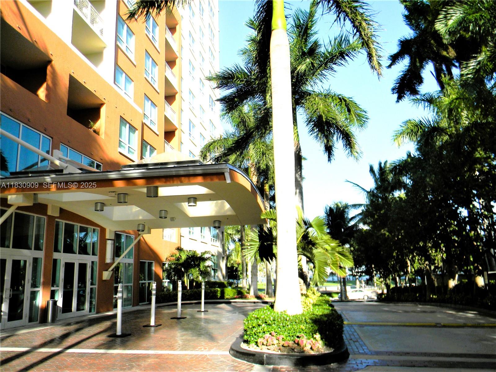 2000 N Bayshore Drive