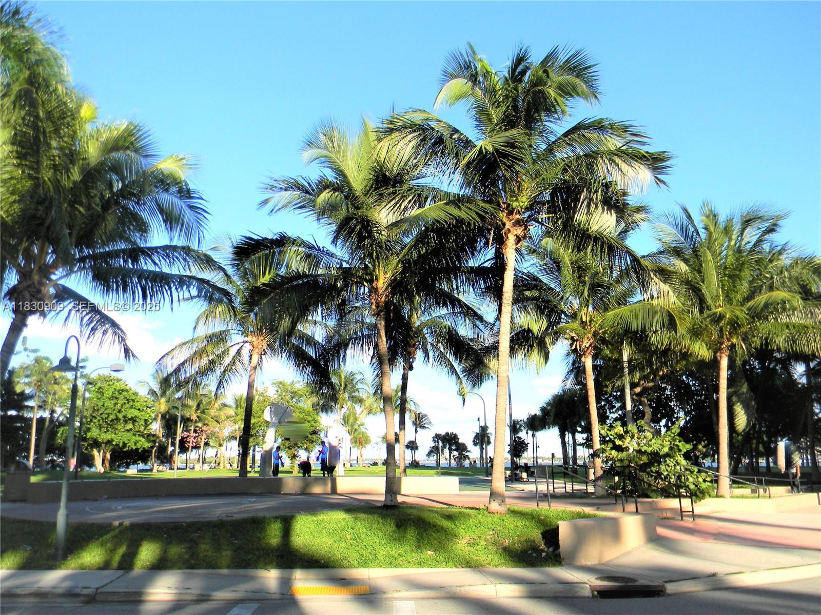2000 N Bayshore Drive