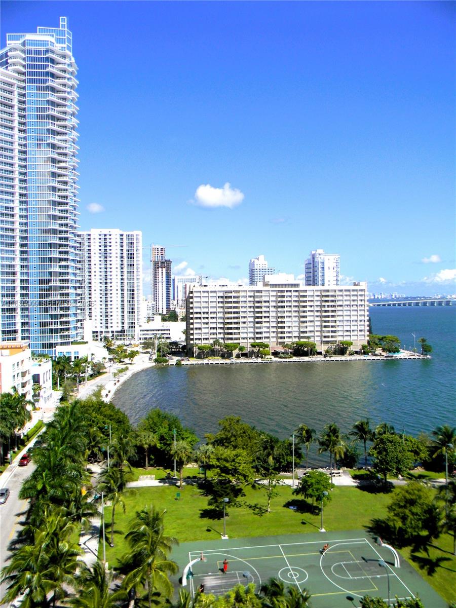 2000 N Bayshore Drive