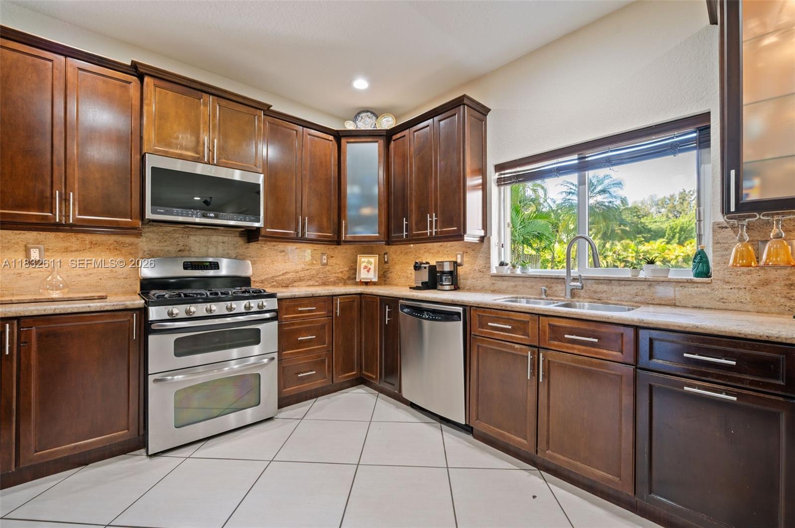 5194 NW 106th Avenue gallery image #12