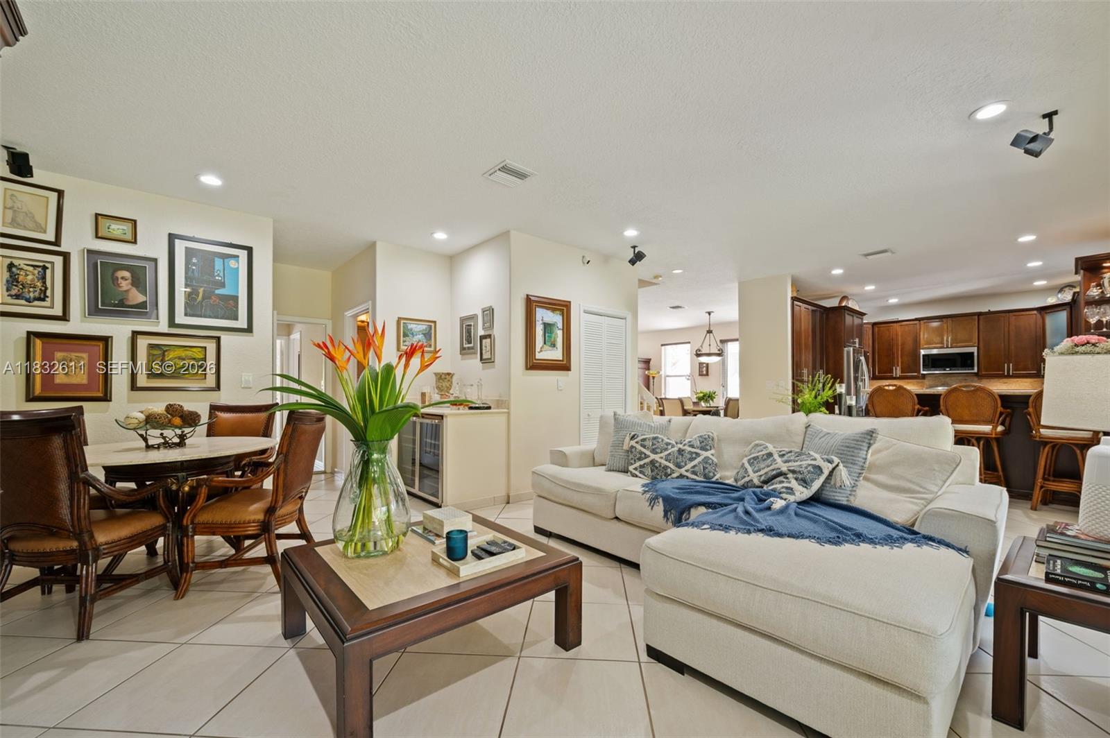 5194 NW 106th Avenue gallery image #18