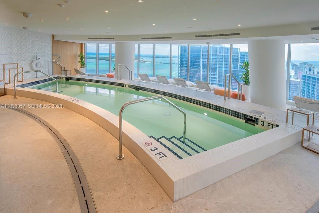 300 Biscayne Blvd Way