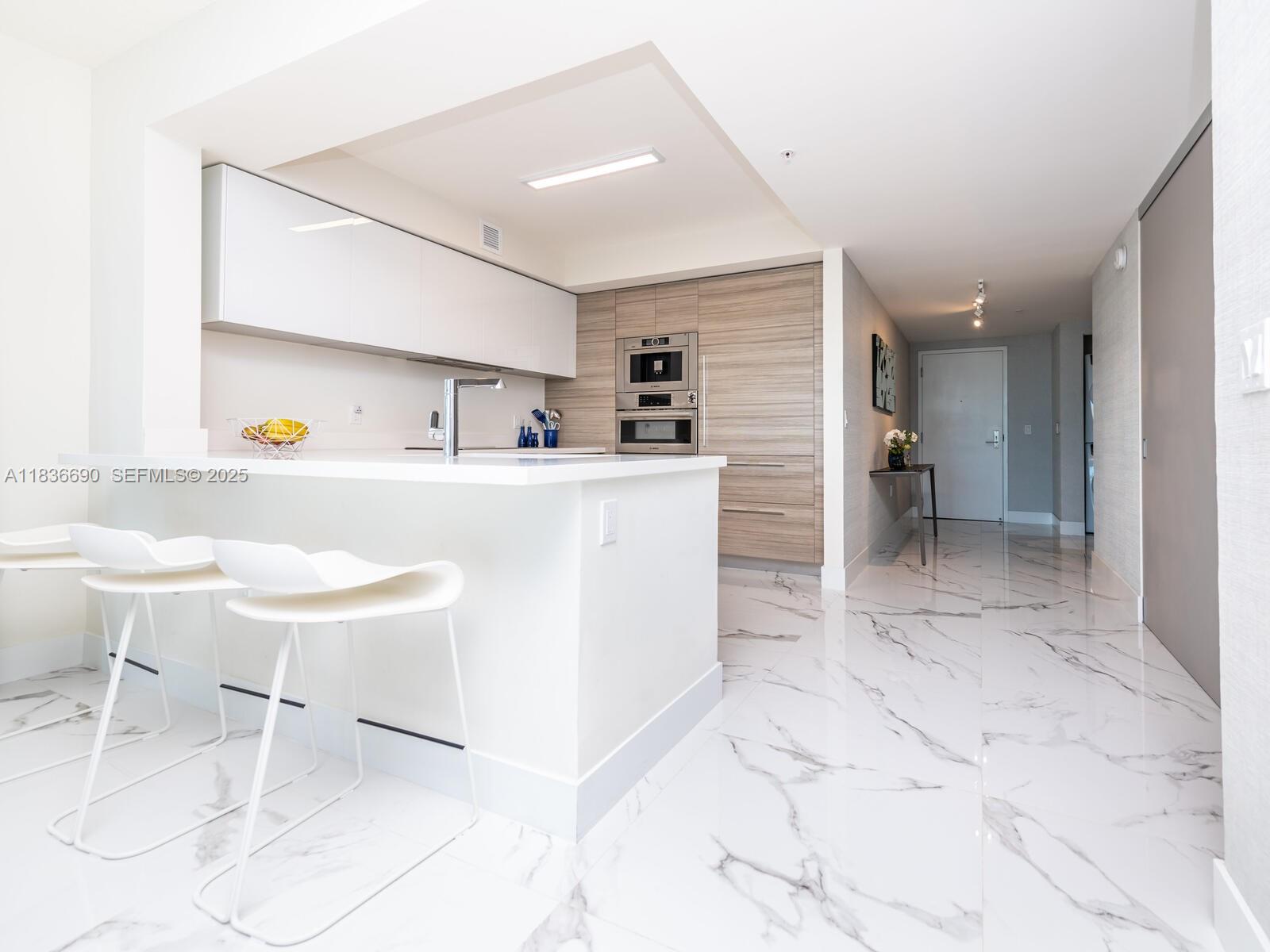 300 Sunny Isles Boulevard
