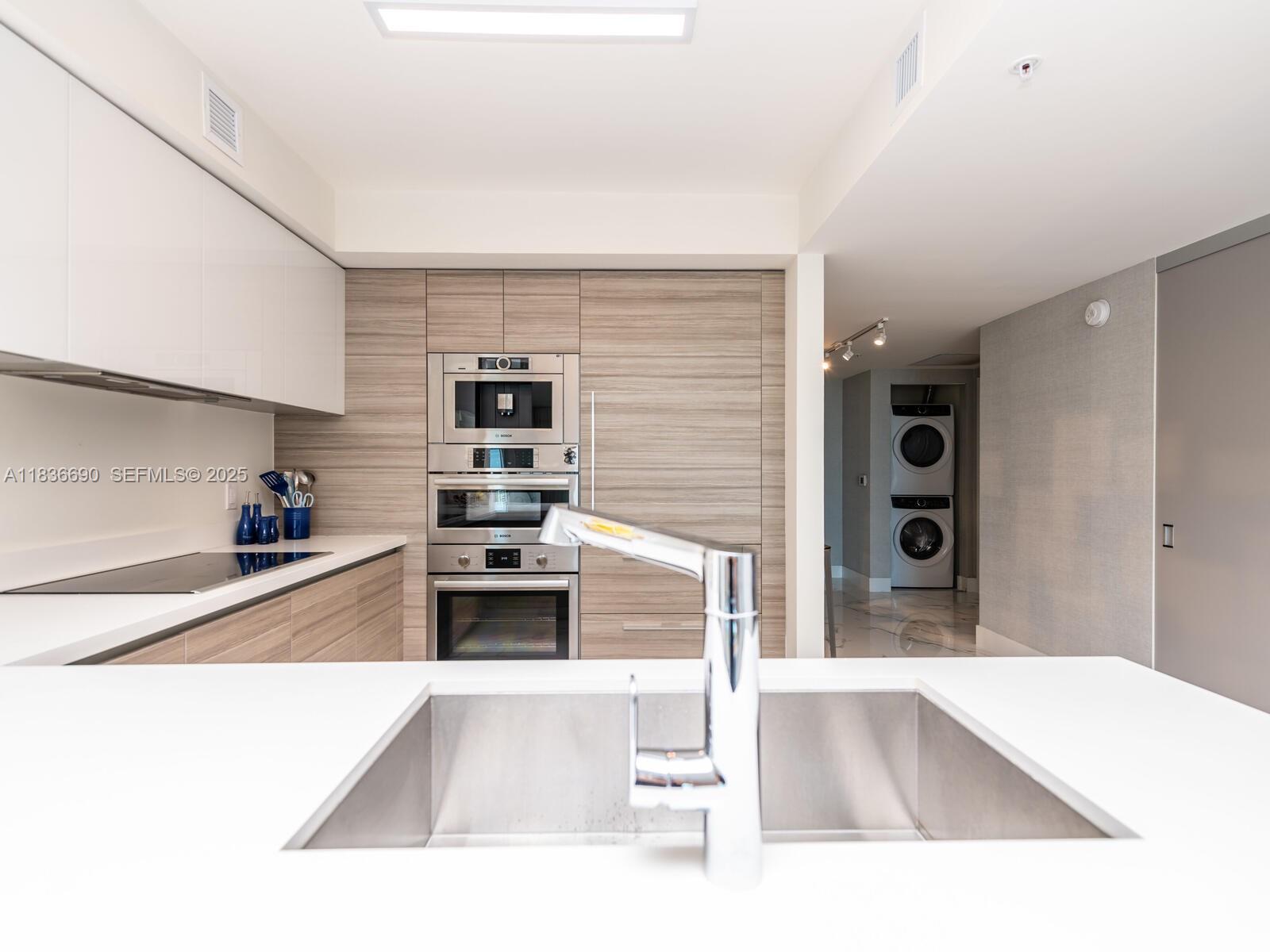 300 Sunny Isles Boulevard