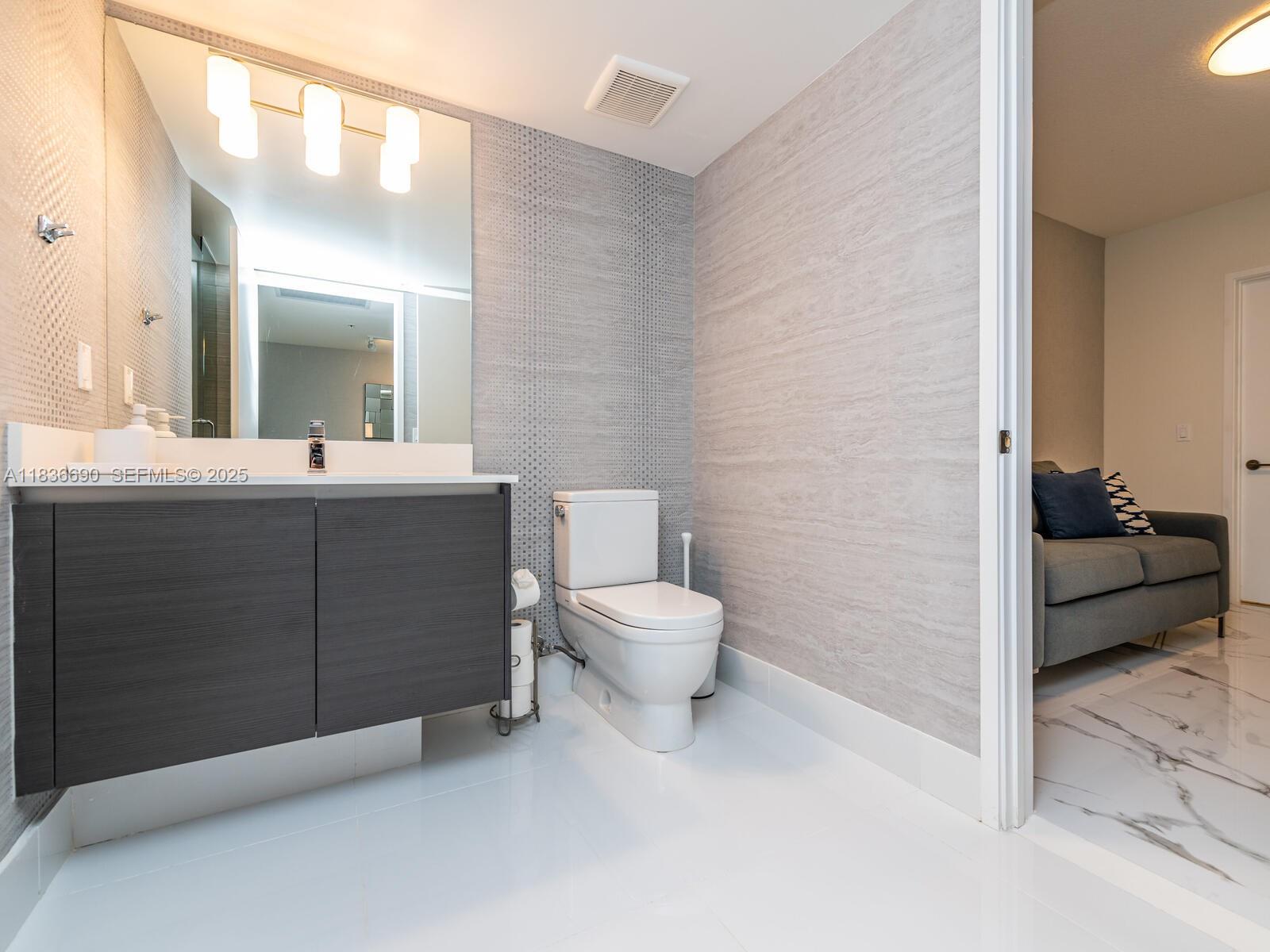 300 Sunny Isles Boulevard