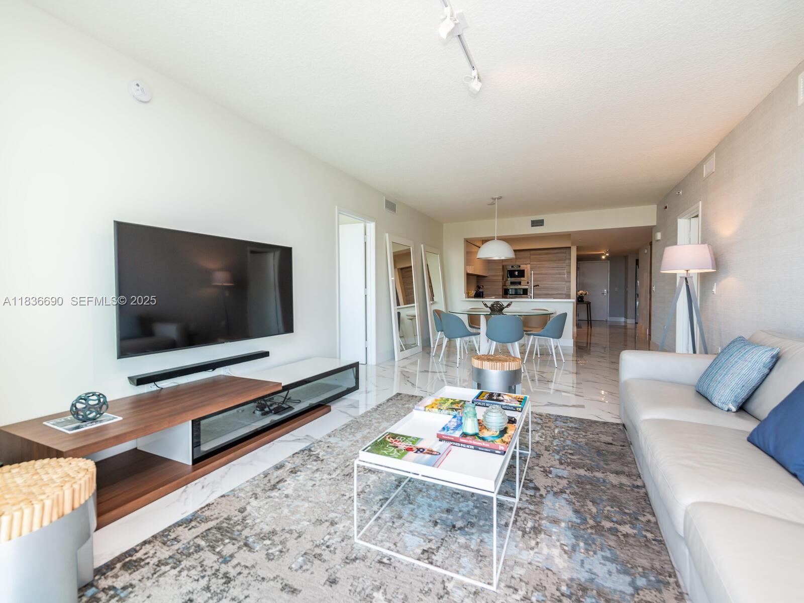 300 Sunny Isles Boulevard