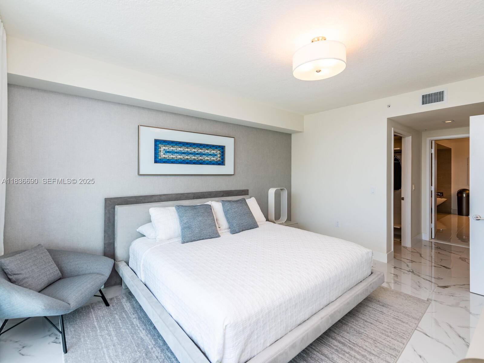 300 Sunny Isles Boulevard