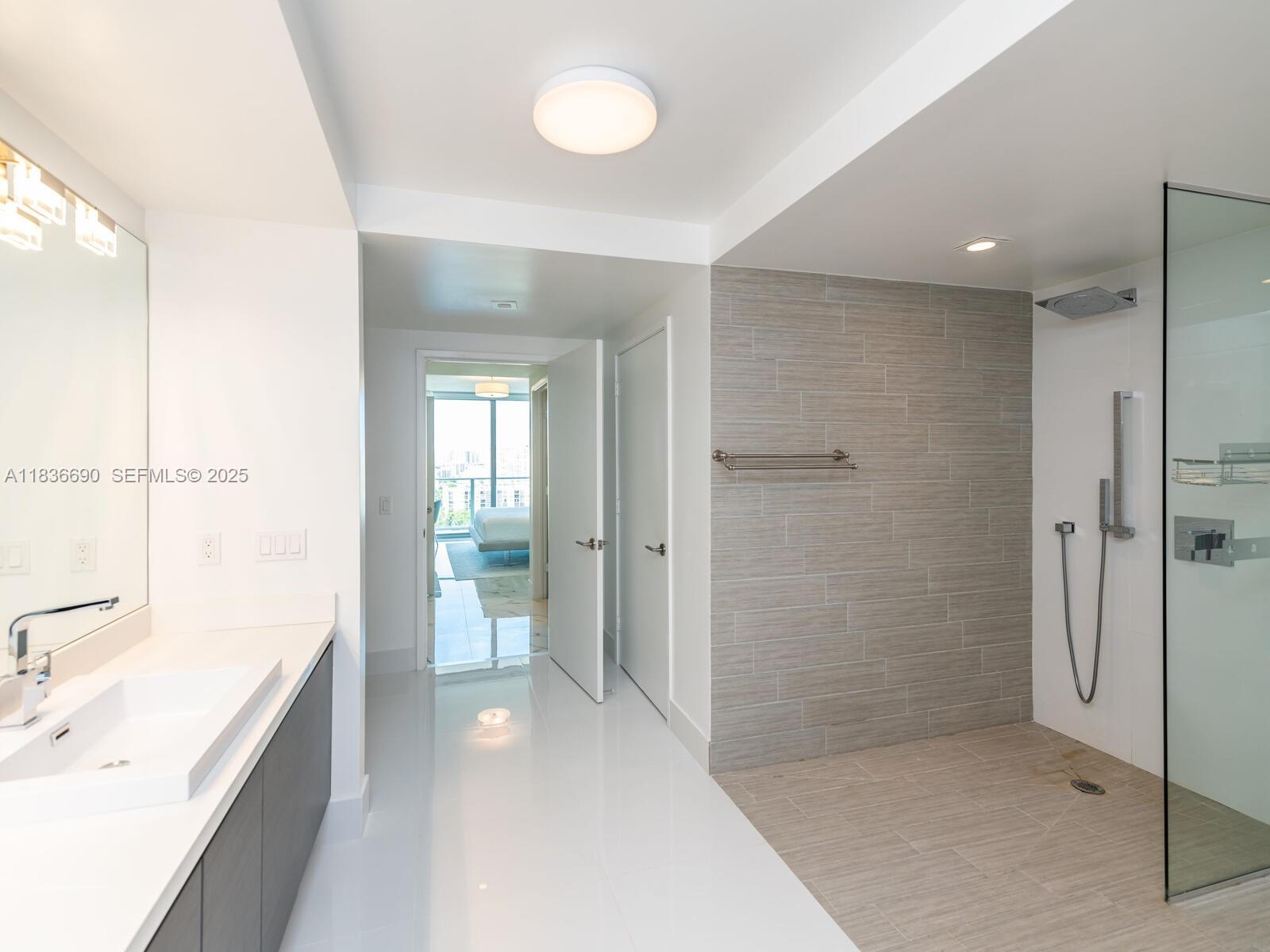 300 Sunny Isles Boulevard