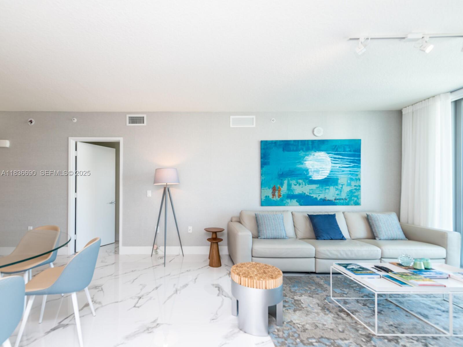 300 Sunny Isles Boulevard