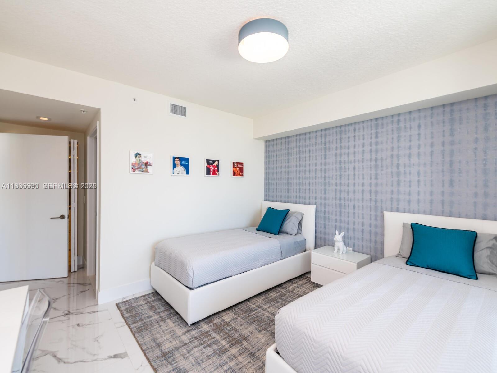 300 Sunny Isles Boulevard