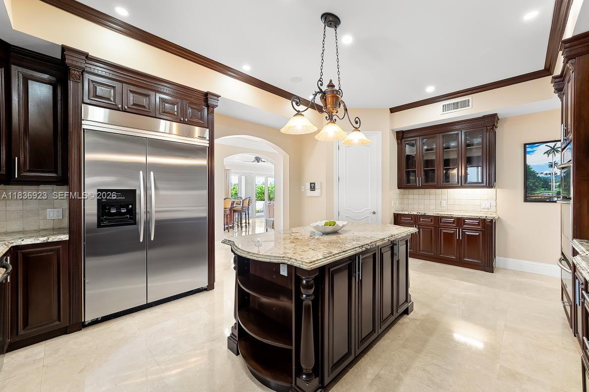 66 S Hibiscus Drive