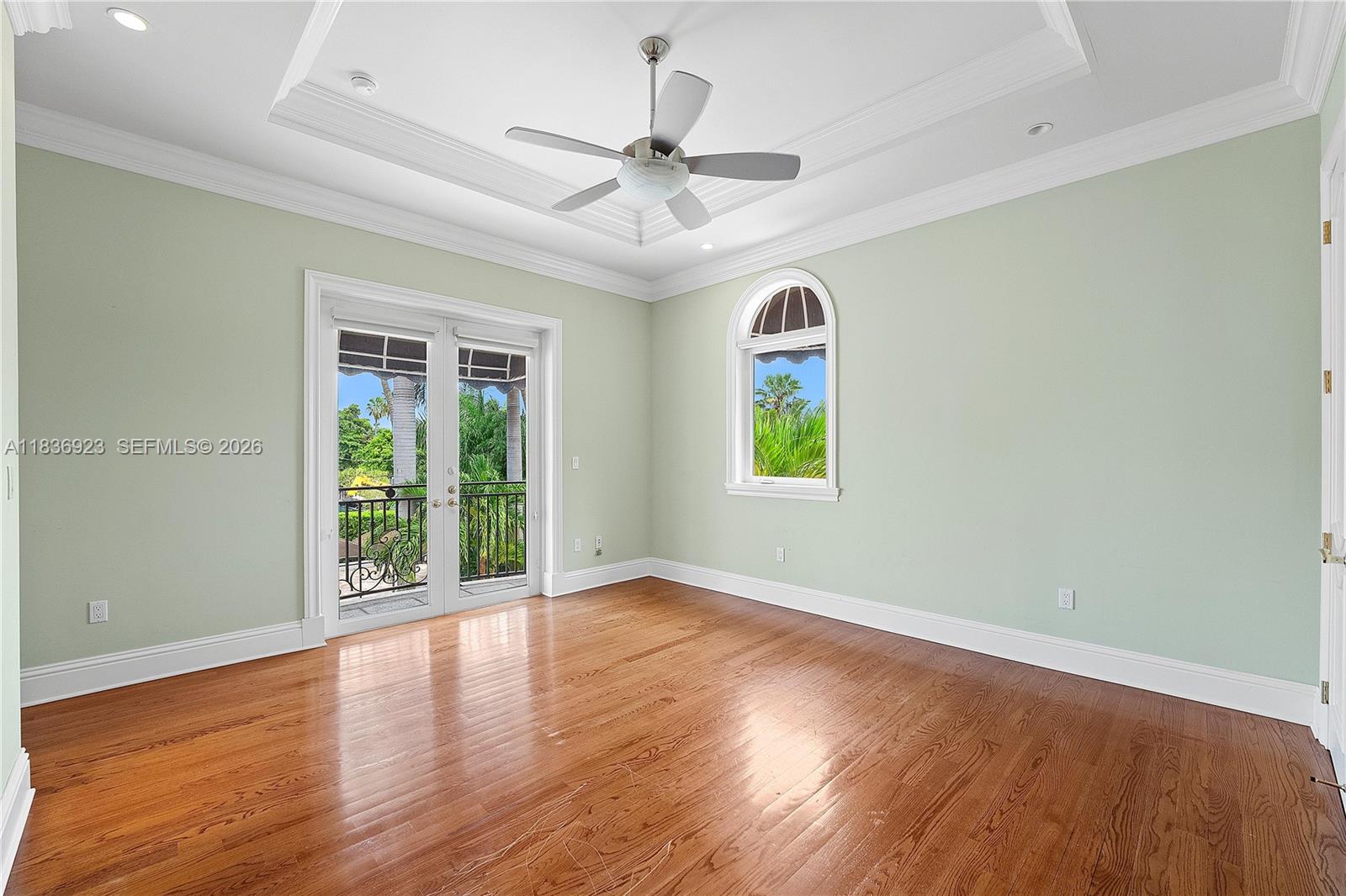 66 S Hibiscus Drive
