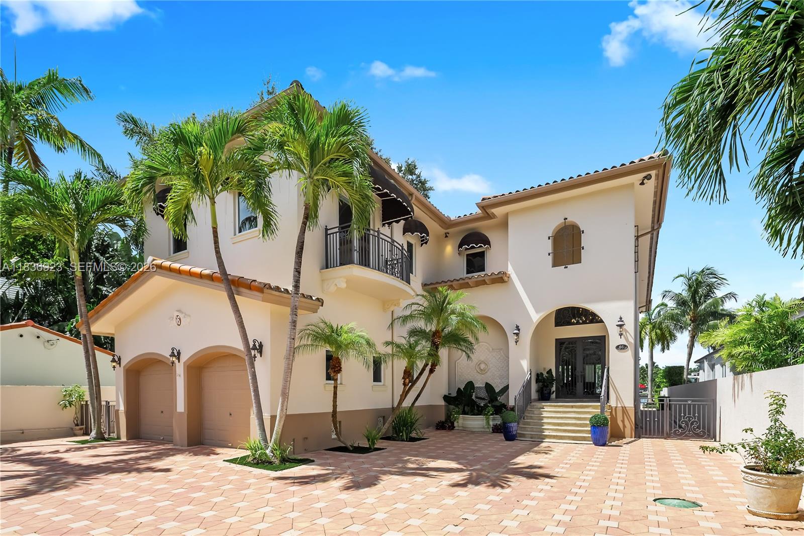 66 S Hibiscus Drive
