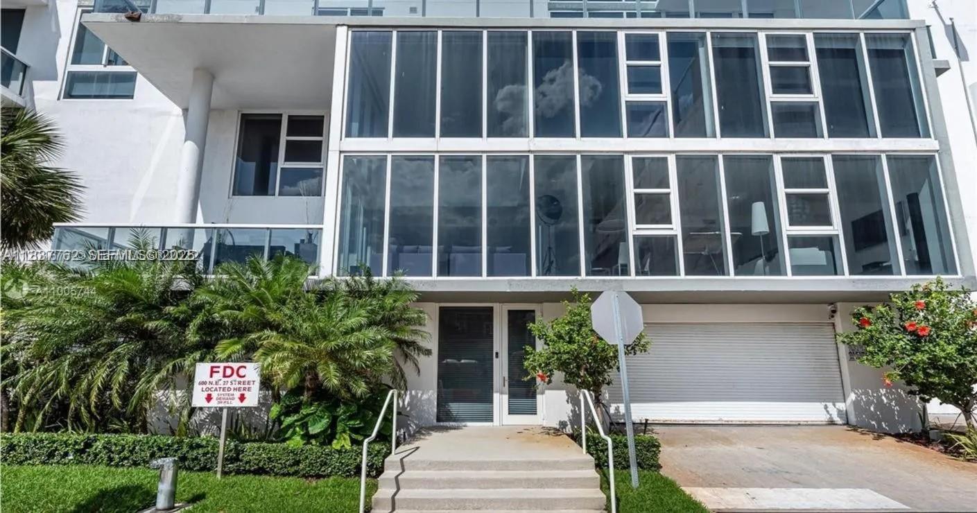 600 NE 27th Street