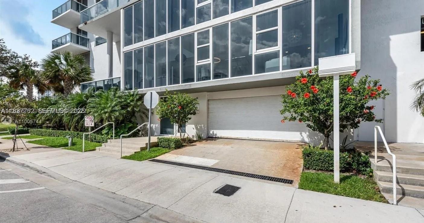 600 NE 27th Street