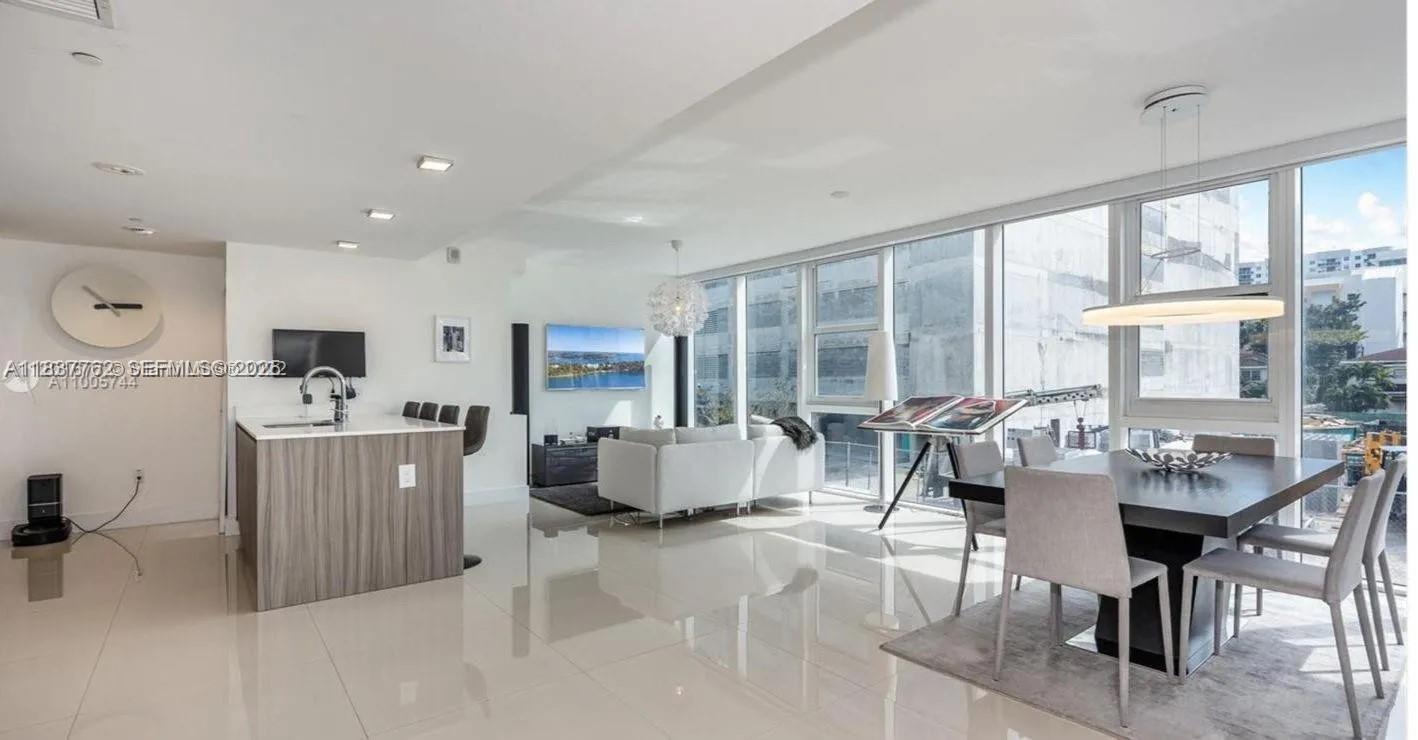 600 NE 27th Street