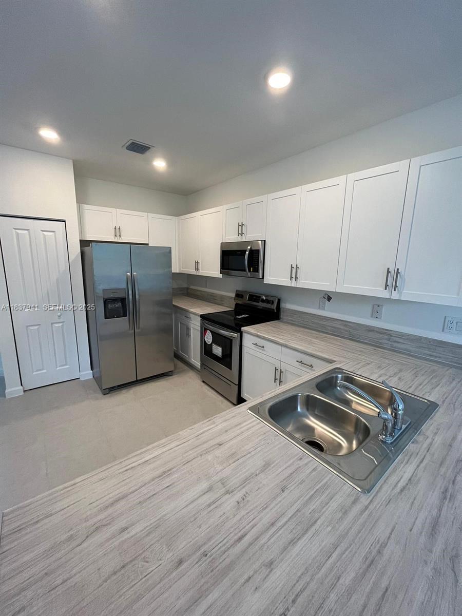 24480 SW 119th Place