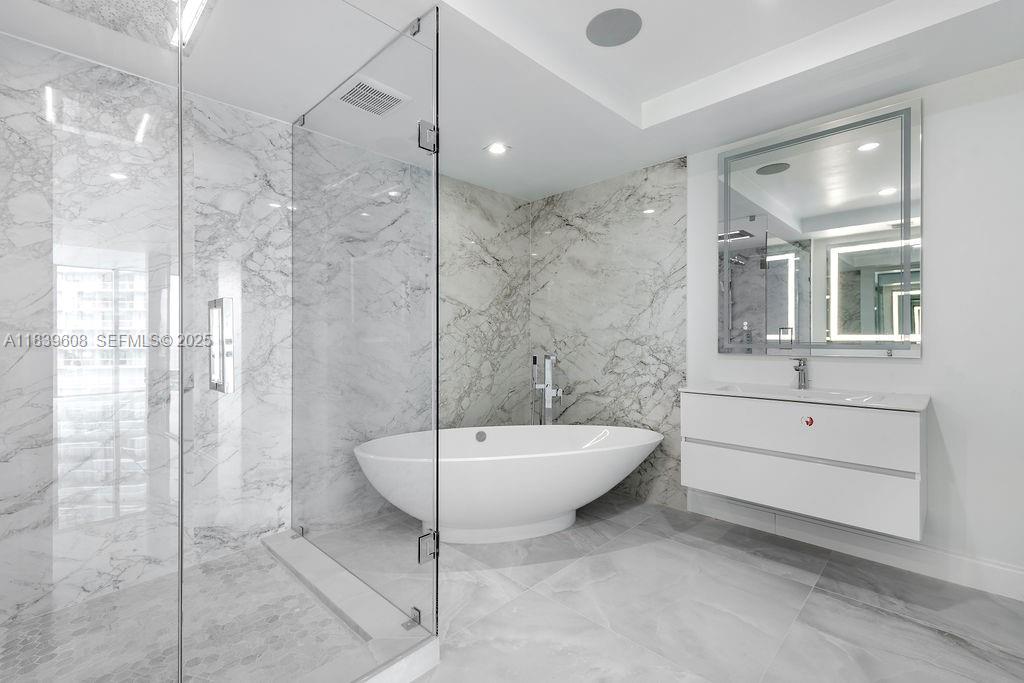300 Sunny Isles Boulevard