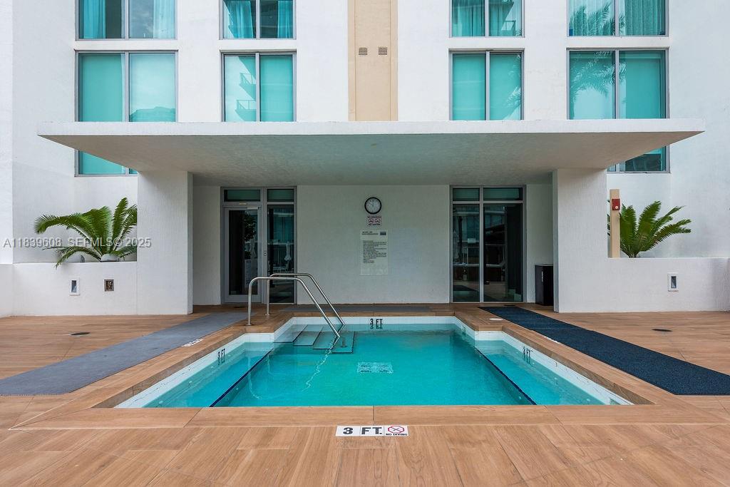 300 Sunny Isles Boulevard